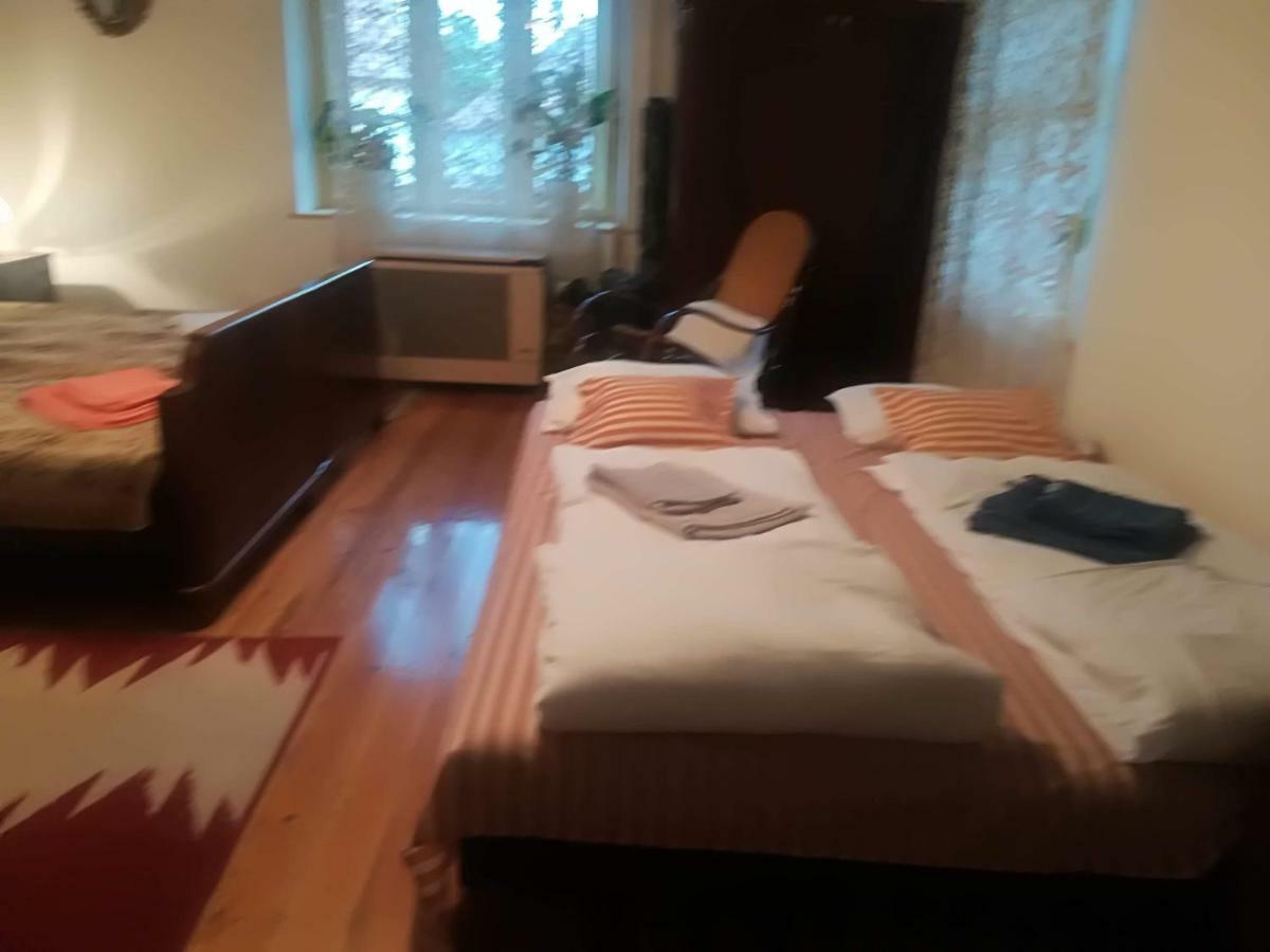 Terez Haza Hotel Pazmand Exterior photo